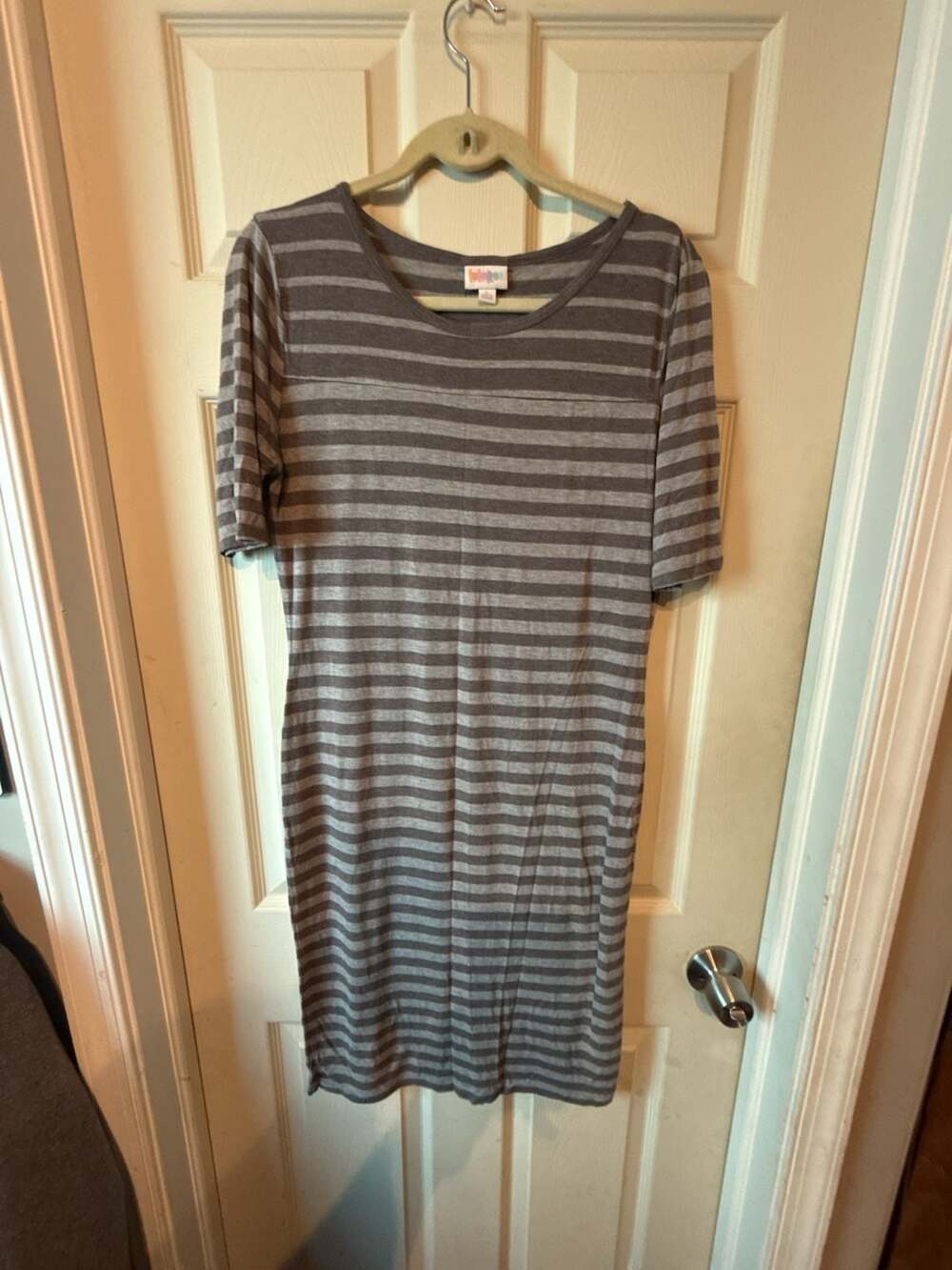 LuLaRoe Julia Dress Large Charcoal And Light Gray Stripes Short Sleeve Stretch